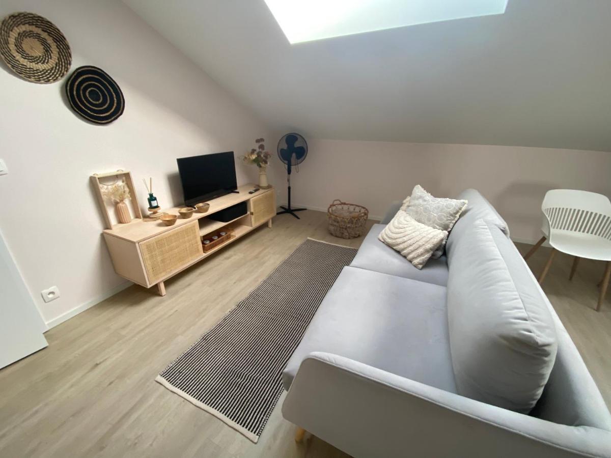 Au Saut Du Train Apartment Remicourt Exterior photo